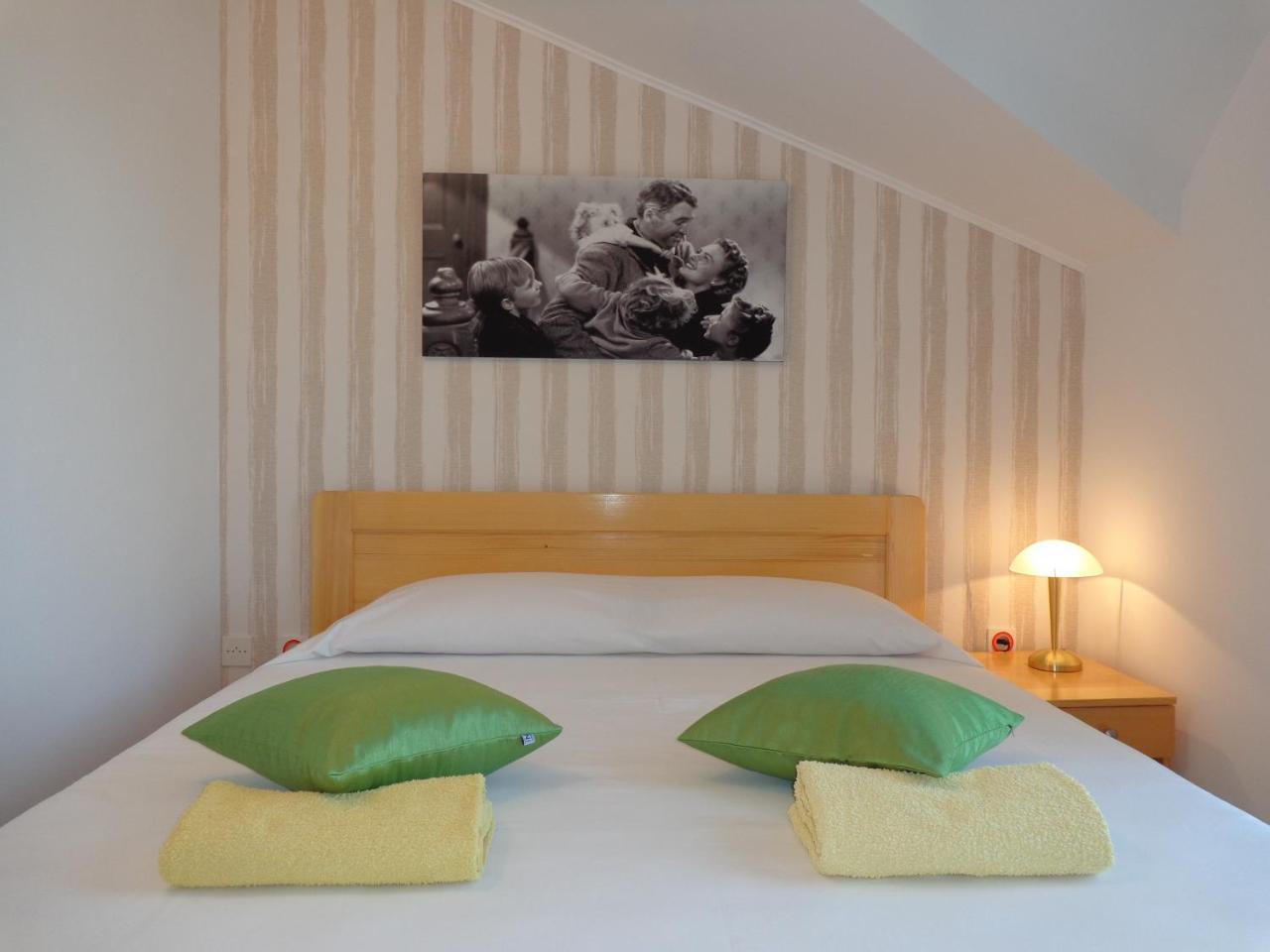 Hollywood Rooms Sveti Petar Kültér fotó